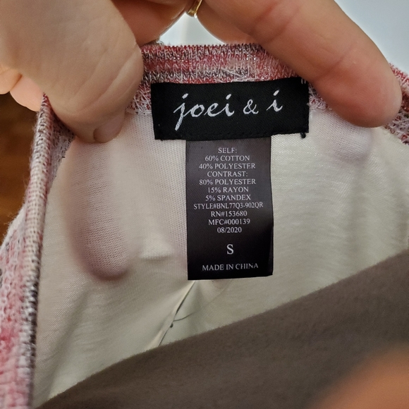 joei & i. Baseball tee with sweater sleeves - Picture 5 of 6